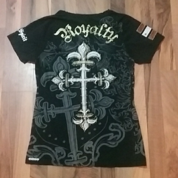 Shirt - Picture 2 of 2